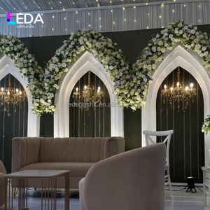 Arco de Acrílico Blanco Elegante LEDA para Decoración de Bodas y Eventos - Product Image 6