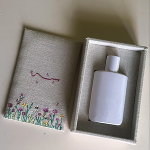 Tùy chỉnh Parfum Hộp Quà Tặng thêu logo Linen giấy Nước hoa Hộp thiết kế làm vuông nước hoa từ bao bì hộp - Product Image 1