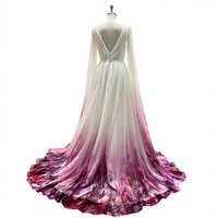 Robe de mariée trapèze en mousseline dégradé violet-rose grande taille avec manches cape et traîne courte