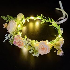 Coronas de Flores Luminosas con Luces LED, Guirnaldas Florales para Novias, Accesorios para Bodas, Cumpleaños, Mardi Gras y Fiestas - Product Image 4