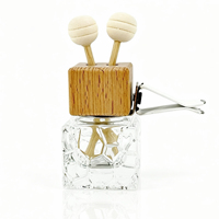 Bouteille vide personnalisée de 10 ml en verre pour parfum de voiture, diffuseur d'huiles essentielles en gros pour grille d'aération de voiture avec bouchon en bois