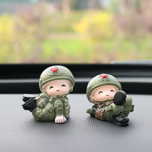 ตุ๊กตาทหารเรซิ่นทหารการ์ตูนเครื่องประดับรถยนต์ตกแต่งภายในสินค้าสำเร็จรูป XBBJ - Product Image 3