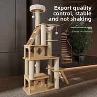 Arbre à chat intégré de grande taille avec plateforme de saut interactive multi-chats, design capsule spatiale et griffoir pour chat
