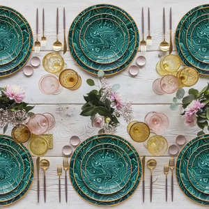 Platos de Porcelana con Diseño Especial Verde, Grabados, Ecológicos y Sostenibles - Product Image 4