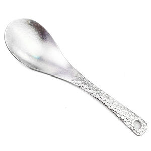 ช้อนไทเทเนียมแท้ลายดอกน้ำแข็ง ช้อนเสิร์ฟลายตอกแบบสร้างสรรค์ สำหรับร้านอาหารและใช้ในบ้าน ช้อนซุปข้าวสไตล์ราชวงศ์ - Product Image 5