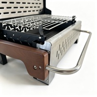 Mini barbecue portable pliable en acier inoxydable avec poignée en bois pour pique-nique et extérieur
