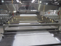 Machine à panneaux plats en polyester renforcé de fibre de verre (FRP) avec revêtement en gel pour la production de panneaux de carrosserie de camion