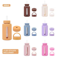 Bouteille d'eau en verre de 600 ml avec double couvercle et manchon en silicone, anti-fuite, durable, personnalisable, vente en gros du fabricant, 20 oz