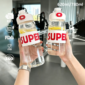 Botella de Agua de Vidrio Reutilizable a Prueba de Fugas de 620 ml/780 ml con Funda para Uso Unisex - Product Image 1