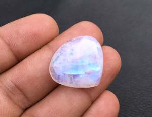 Natural Rainbow <b>Moonstone</b> Cabochon Top Grade Blue Fire Gemstone Smooth Heart Shape White Beads for Jewelry Making - Product Image 4