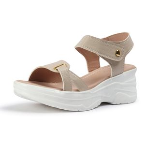 Sandales compensées à plateforme pour femmes, à semelle épaisse et talon haut, nouvelle collection 2025, polyvalentes pour l'hiver et l'été, chaussures de plage - Product Image 1