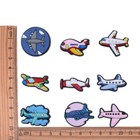 Nouveaux accessoires pour chaussures en PVC HY 2026, décorations en caoutchouc souple, breloques en PVC pour la décoration de chaussures en caoutchouc, breloques avion