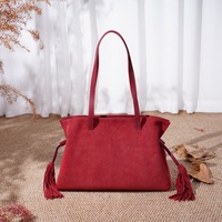 Sac fourre-tout en cuir suédé véritable pour femme avec pompon décoratif, sac à main de shopping en suédé de vache véritable pour femme