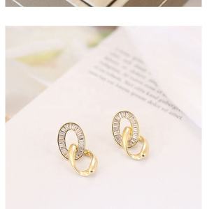 Boucles d'oreilles clous géométriques de luxe en argent 925 avec chaîne en zircon plaqué or, bijoux de niche polyvalents et tendance - Product Image 6