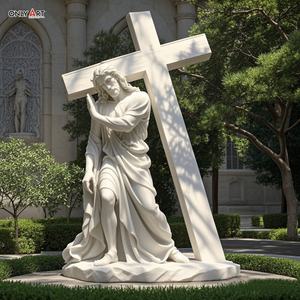 Estatua famosa Católica Cristiana talla <span class=keywords><strong>de</strong></span> piedra grande <span class=keywords><strong>segunda</strong></span> estación Jesús lleva Cruz mármol blanco Jesús 14 estaciones escultura - Product Image 1
