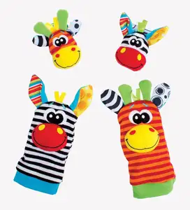 Neugeborenes Tier Handgelenk mit Rassel Baby Uhr mit Socken Baby Rassel Socken Spielzeug 3-6 bis 12 Monate
