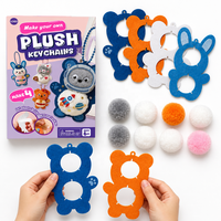 Kit de loisirs créatifs pour porte-clés et breloques animales en feutre avec pompons moelleux, motifs animaux, vente en gros pour cadeaux de fête