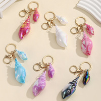 Porte-clés Pendentif Coquillage 3D en Acrylique Dégradé Coloré Style Océan Personnalisé et Créatif, Charme Multicolore Adorable pour Sac et Voiture pour Couples