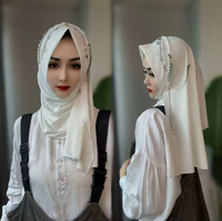 Nuosha OEM 2025 Nouveau Hijab à la Mode Musulman du Moyen-Orient Malaisien avec Chaîne et Nœud Floral CE pour Usage Quotidien