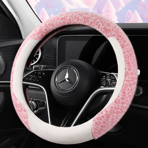 Housse de <span class=keywords><strong>volant</strong></span> en peluche d'hiver pour l'exercice, nouveau design tendance, garde au chaud, en fourrure de vison, antidérapante, en forme de D, pour voiture - Product Image 3