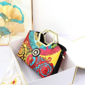 Bolso de Mano Ladysky 2025 para <span class=keywords><strong>Mujer</strong></span>, Asa Especial, Bolso de Hombro con Estampado, Bolso de Mano Femenino de Calidad, Venta Directa de Fábrica, 29 cm - Product Image 4