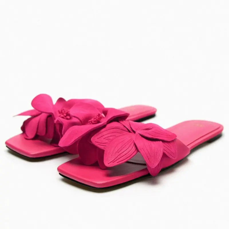 Été Nouvelles chaussures pour femmes Pulm Flower Decorated Sheep Leather Flat Sandals Slide Chaussons