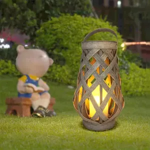 中国BSCI供应悬挂火焰花园装饰塑料藤编太阳能Led蜡烛灯