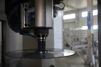 Machine de fraisage, perçage et taraudage CNC en aluminium de précision, conception intégrée trois en un, performance stable