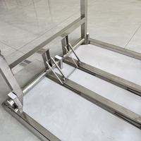 Banc de travail pliable en acier inoxydable à faible hauteur pour la restauration, idéal pour les stands de rue, les vendeurs de nourriture, les buffets extérieurs et les cuisines.
