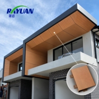 Panneau de bardage en aluminium à effet bois, placage grain de bois résistant aux intempéries pour les avant-toits et les façades extérieures de villas