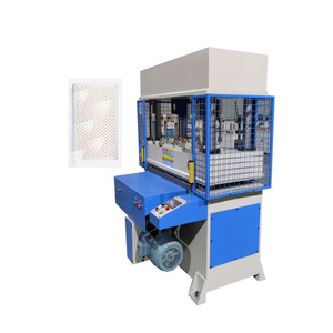 Machine automatique <span class=keywords><strong>de</strong></span> perçage <span class=keywords><strong>de</strong></span> trous pour oreillers en mousse à mémoire <span class=keywords><strong>de</strong></span> forme et en latex - Product Image 2
