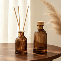 Bouteille diffuseur de parfum en verre côtelé de luxe avec bouchon sphérique rond 100ml 200ml – Bouteilles d'huile parfumée transparentes cannelées en gros