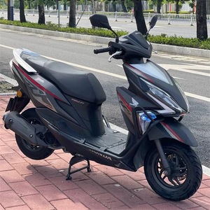 <span class=keywords><strong>Scooter</strong></span> d'occasion Honda Crack <span class=keywords><strong>125</strong></span> Cruise <span class=keywords><strong>Retro</strong></span> Curved Knife 150 Little Turtle, moto à essence homologuée pour la circulation routière - Product Image 4