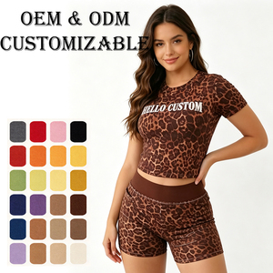 Conjunto de <span class=keywords><strong>2</strong></span> Piezas Personalizado con Estampado de Leopardo Marrón, Top Corto con Letras y Pantalones Cortos Deportivos, Elástico, Estilo Y2K, Casual, para Verano, Uso Diario - Product Image 1