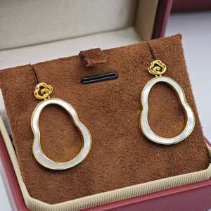 Pendientes de Plata de Ley 925 con Forma de Calabaza y Madreperla de UM Jewelry, para Regalos de Aniversario, Unisex/Hombre/Mujer, Venta al por Mayor - Product Image 4