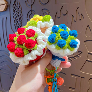 Hand Woven Soft Yarn Bouquet Keychain Lightweight Couple Backpack Valentine's Day Gift Crochet Pendant