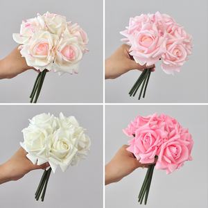 <span class=keywords><strong>Bouquet</strong></span> de roses artificielles de haute qualité, à texture humide simulée, avec 5 têtes et bords frisés, pour décoration intérieure, à tenir à la main - Product Image 4