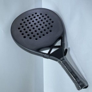 Raquette de <span class=keywords><strong>padel</strong></span> en fibre de carbone 3K 12K 18K personnalisée à faible MOQ avec finition sablée, légère et de haute qualité pour club de <span class=keywords><strong>padel</strong></span> - Product Image 3