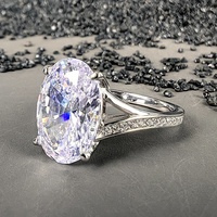 Radiant Glamour Bague pour femme en argent sterling 925 Diamant Moissanite ovale captivant serti en plaqué rhodium Radiate Fine Jewelry