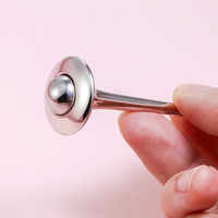 Mini spatule cosmétique réutilisable en métal de luxe applicateur de crème pour les yeux avec outil de maquillage Rolling Ball pour les soins de la peau