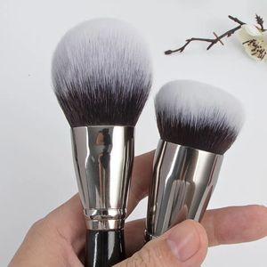 Juego de Brochas de <span class=keywords><strong>Maquillaje</strong></span> de Madera al por Mayor, Marca Privada, Brochas de <span class=keywords><strong>Maquillaje</strong></span> Cosméticas de Alta Gama, 36 Piezas, Juego de Brochas de <span class=keywords><strong>Maquillaje</strong></span> de Lujo Negras - Product Image 4