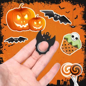 Porte-clés de Halloween lumineux et rotatif, jouet anti-stress et anti-anxiété, pour soulager l'ennui, cadeau idéal pour les fêtes - Product Image 2