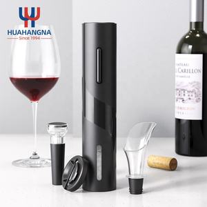 Venta al por mayor de accesorios para vino tinto, cortador de papel de aluminio, tapón de vino, vertedor, sacacorchos eléctrico automático, juego de abridor de vino para regalo de cumpleaños - Product Image 3