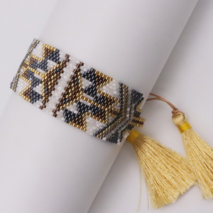 Pulsera de Cuentas de Vidrio Miyuki Japonesas Tejidas a Mano, Colección Bohemia de Verano para Mujer, Ajustable, con Borla Ancha - Product Image 1