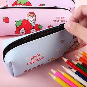 Estuche de Lápices de Cuero con Diseño de Fresa, Creativo y Lindo, de Gran Capacidad, para la Escuela y la Oficina, Regalo para el Regreso a Clases - Product Image 3