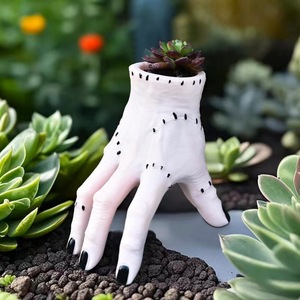 Yasdon hecho a <span class=keywords><strong>mano</strong></span> adorno de jardín de Halloween maceta de plástico transfronteriza maceta suculenta Horror planta de Palma Photo Booth Props - Product Image 5