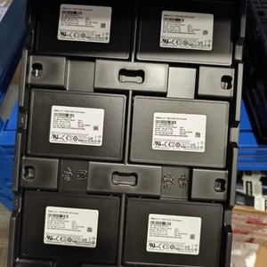 HORNG SHING Disque SSD utilisé MZQL27T6HBLA-00A07 PM9A3 U.2 7.68T SATA 6Gbps SSD - Product Image 2