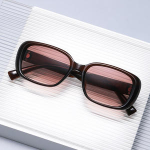 ใหม่แฟชั่นแว่นกันแดดกรอบสี่เหลี่ยมสำหรับผู้หญิงสีดำกรอบพีซี UV400 ป้องกันคลาส 2 บังแดดหมายเลขชิ้นส่วน RG 99044 - Product Image 5