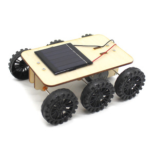 Coche solar de madera de 6 ruedas, kit de bricolaje, juguete educativo científico para niños - Product Image 1