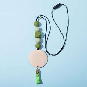 Collar de discos de silicona de colores al por mayor con monograma, llavero, cordón con cuentas para profesores y enfermeras - Product Image 6